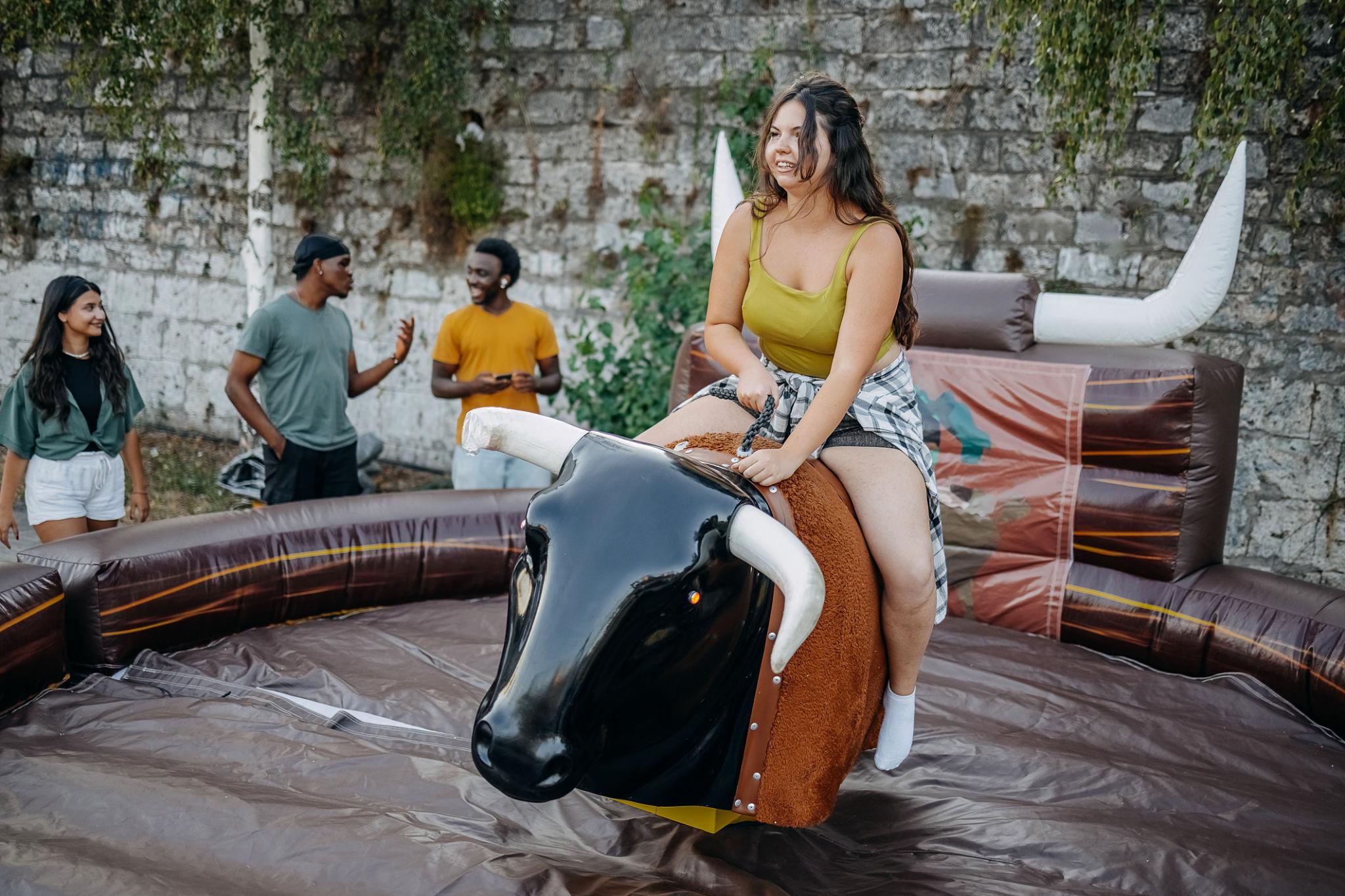 Mechanical Bull2